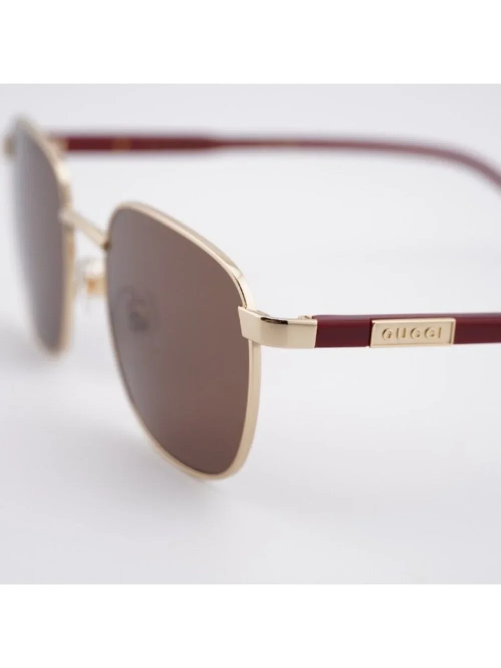 Gucci GG1799S 004 Sunglasses Gold/Burgundy Square Frame, Brown Lenses